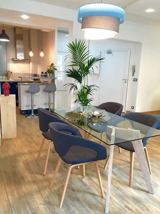 Newly Renovated Spacious Apartment In Montorgeuil Area Paris