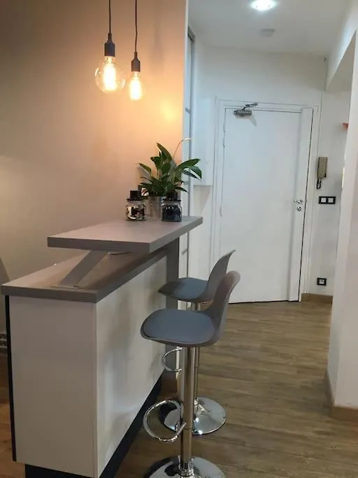 Newly Renovated Spacious Apartment In Montorgeuil Area Paris